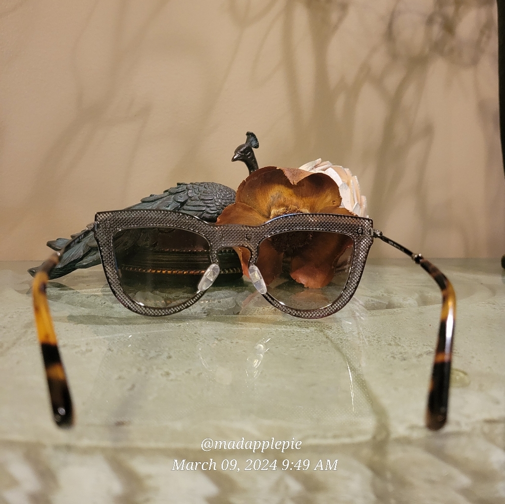 Valentino Women's VA2018 Fashion Cat Eye Sunglasses Metal Mesh Luxury Summer #55 - Picture 13 of 17